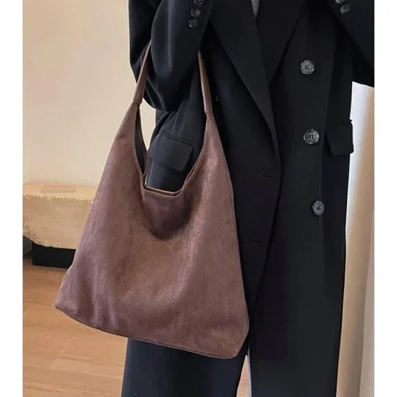 Chic Women's Suede Shoulder Bag - Spacious Retro Tote for Work and Play - Picture 3 of 7